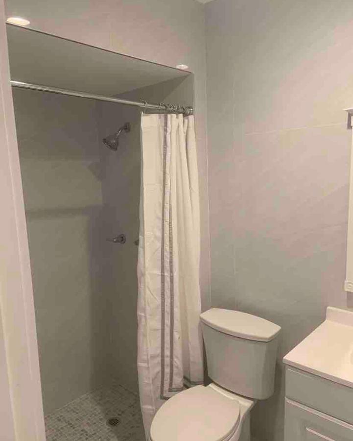 Room & Private Bathroom Boca Raton Extérieur photo